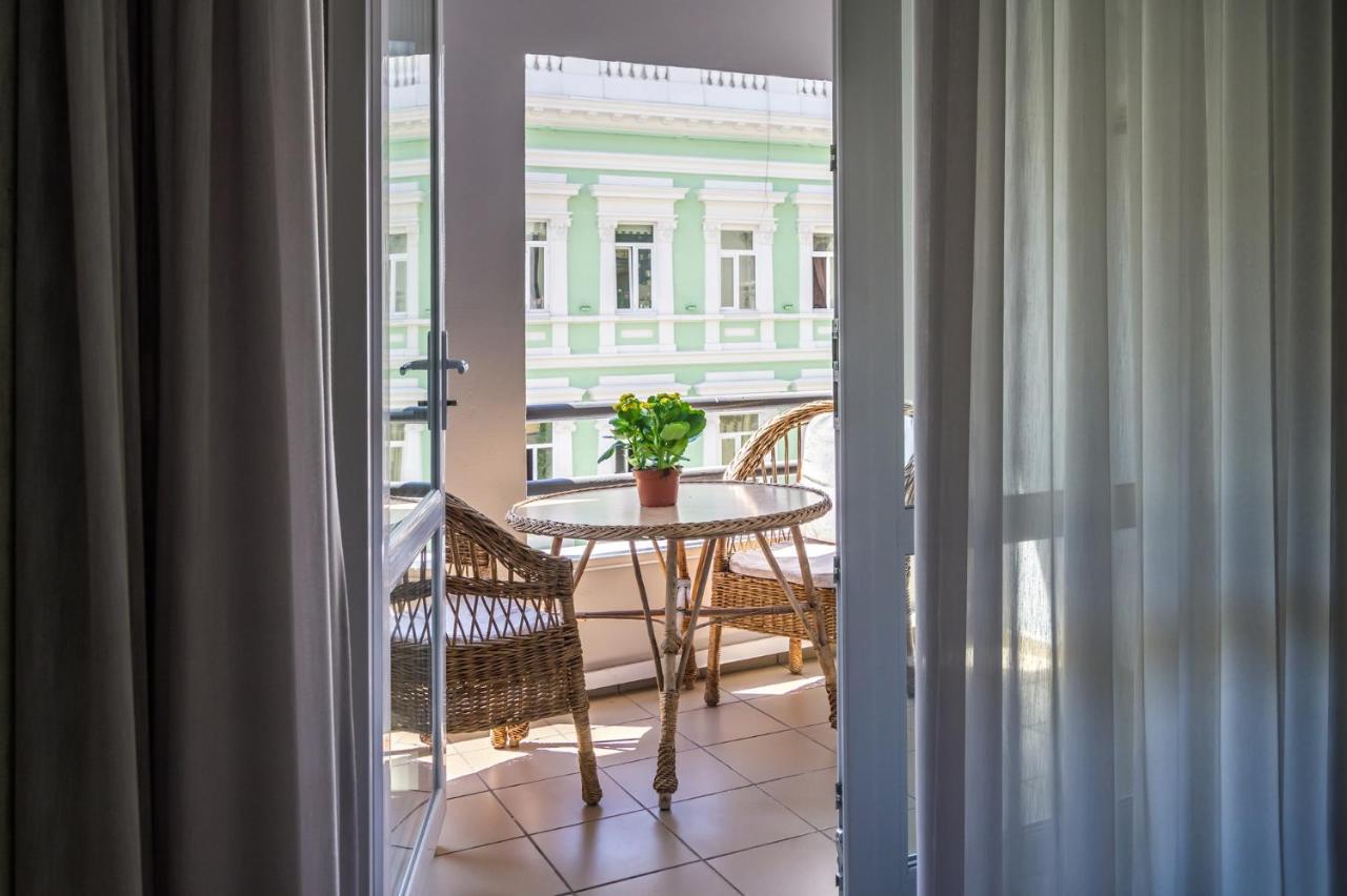 Paradis Odessa Apartments Екстер'єр фото