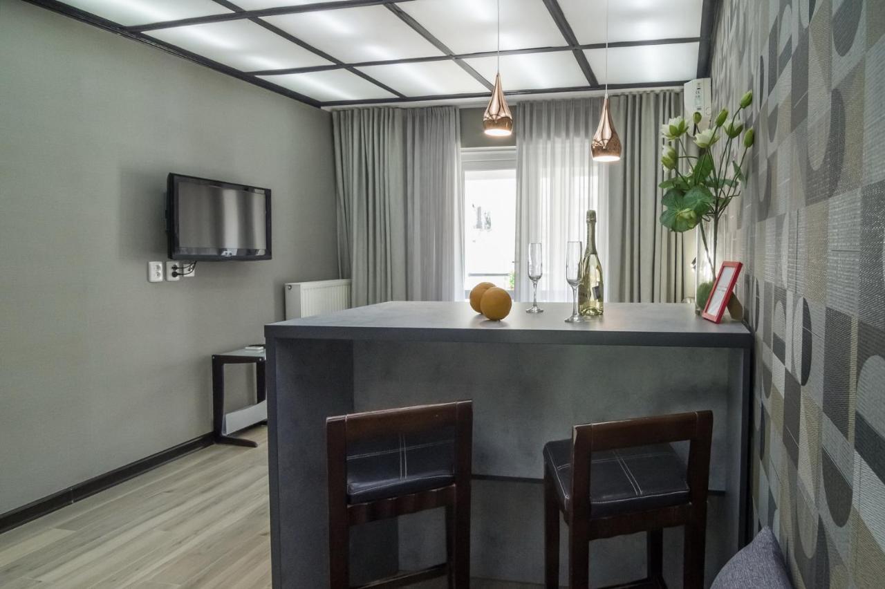 Paradis Odessa Apartments Екстер'єр фото