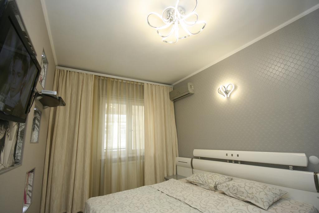 Paradis Odessa Apartments Екстер'єр фото