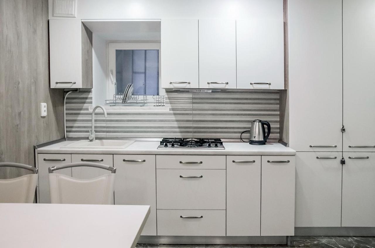 Paradis Odessa Apartments Екстер'єр фото